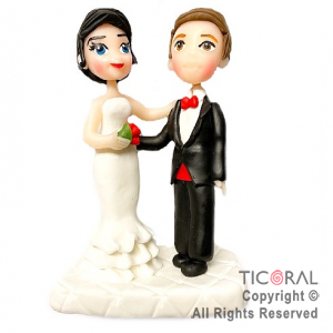 ADORNO PAREJA NOVIOS CLASICA PORCELANA FRIA x 1